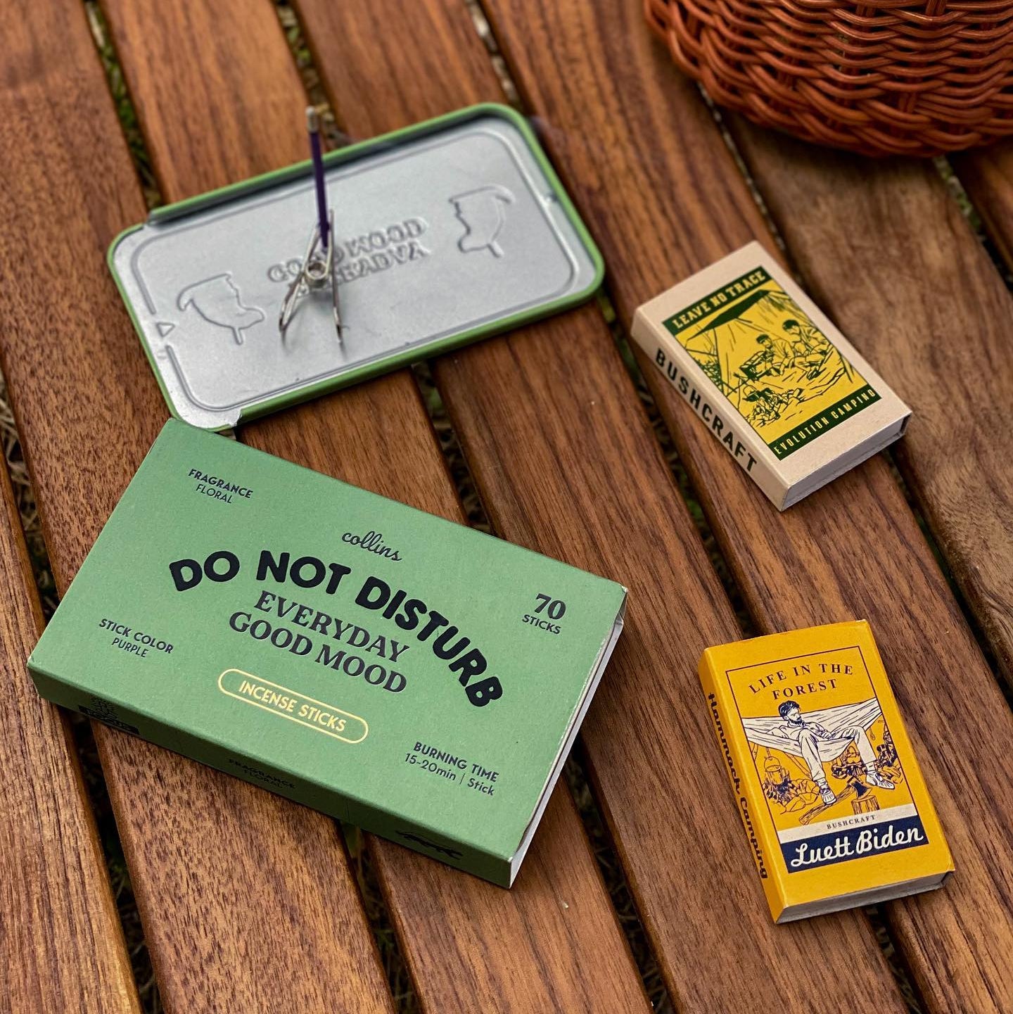 Collins 365 Räucherstäbchen Do Not Disturb mit Verpackung und Streichhölzern