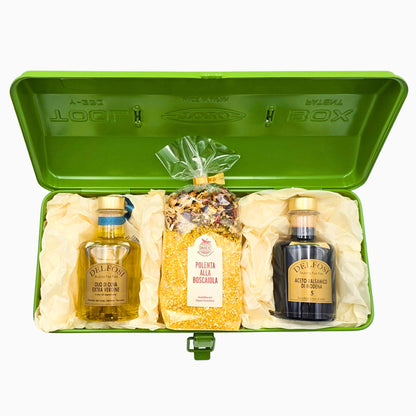 La Cucina Polenta Edition Geschenkset für Hobbyköche mit Olivenöl, Balsamico und Polenta in grüner Toyo Y-350 Metallbox