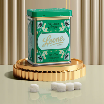 Bonbons von Leone mit Minzgeschmack in grüner Retro Dose