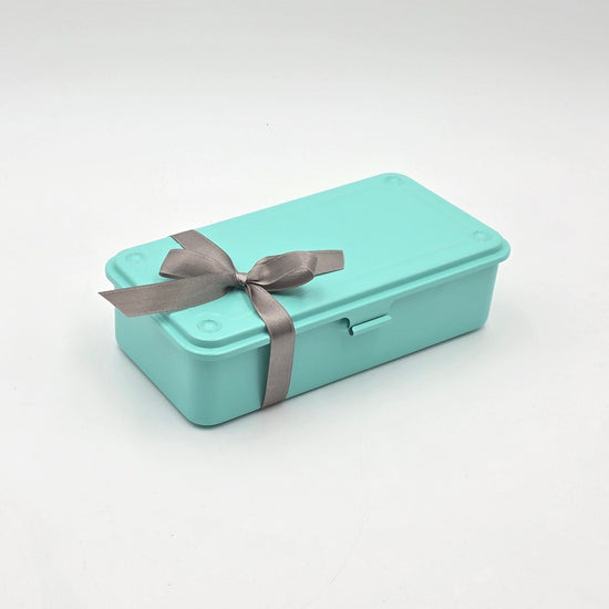 T-190_Sommer_Emerald_Anthrazit_Schleife_Geschenkbox.jpg